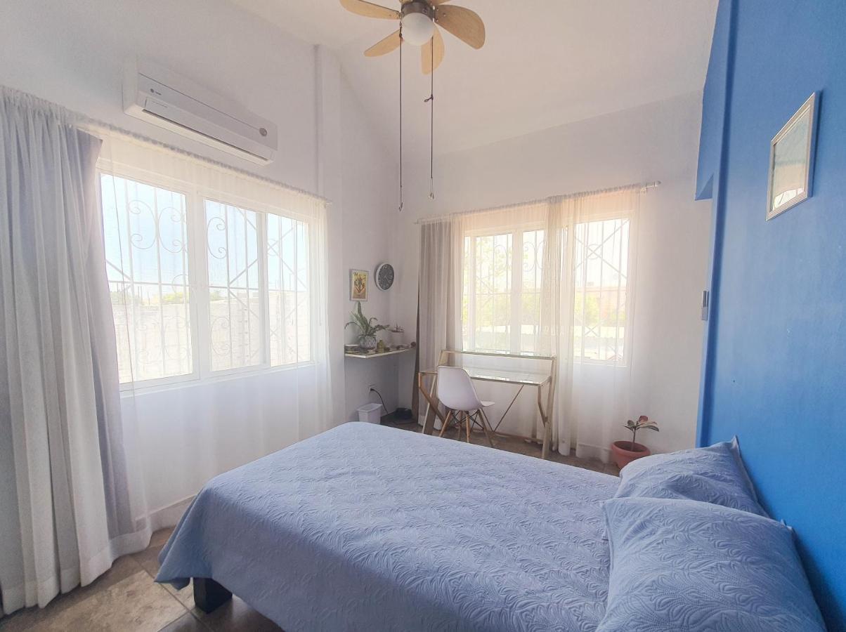 Adventure Inn La Paz Εξωτερικό φωτογραφία