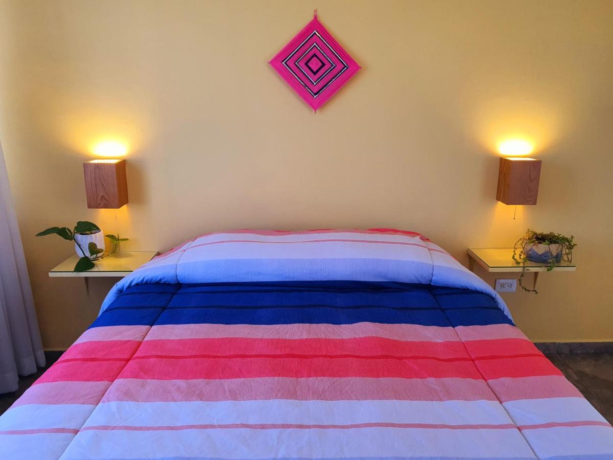 Adventure Inn La Paz Εξωτερικό φωτογραφία