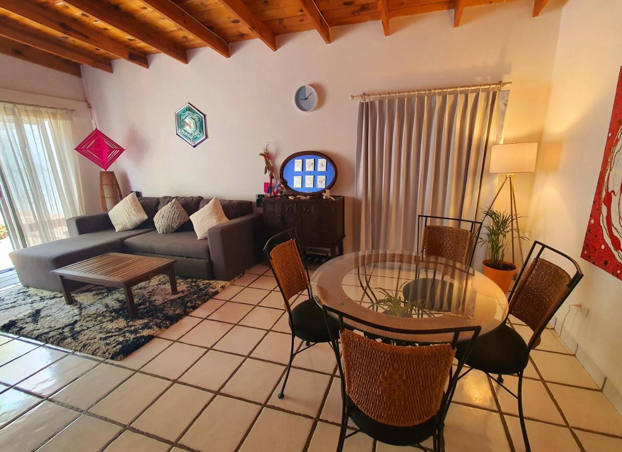 Adventure Inn La Paz Εξωτερικό φωτογραφία