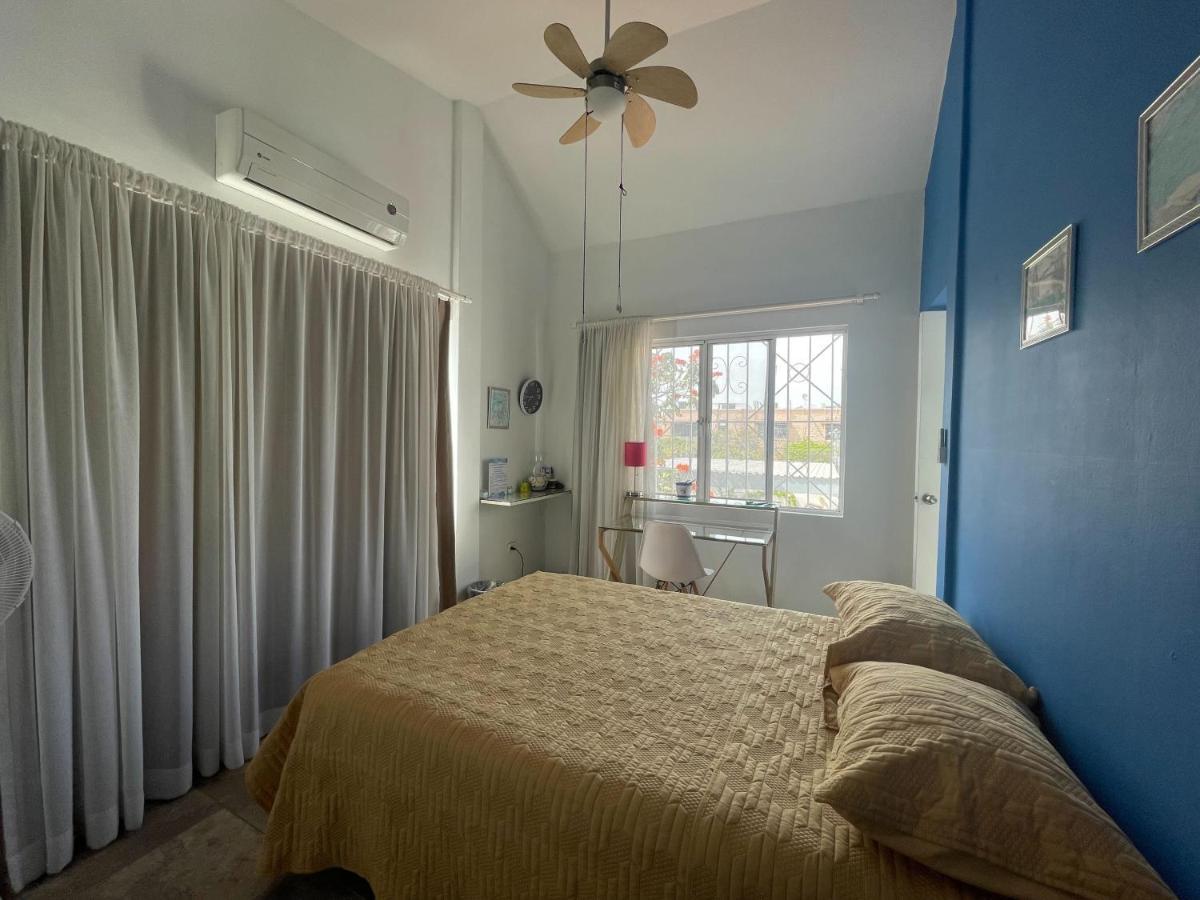 Adventure Inn La Paz Εξωτερικό φωτογραφία